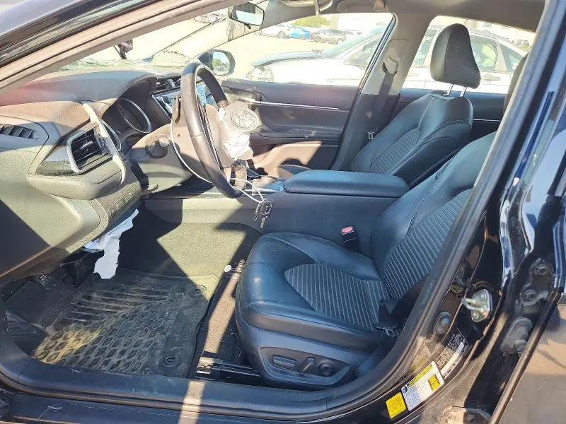 2020 TOYOTA CAMRY SE NIGHTSHADE  