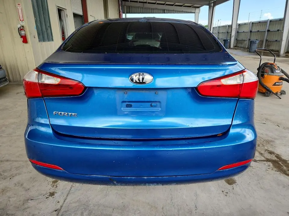 2014 KIA FORTE LX  