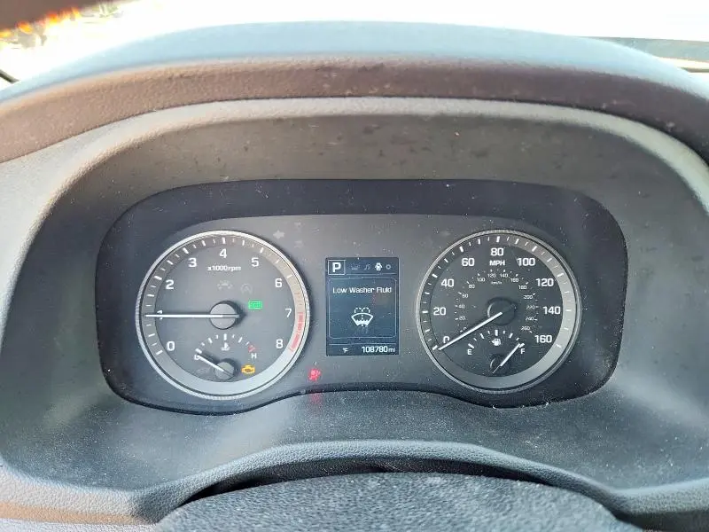 2017 HYUNDAI TUCSON SE  