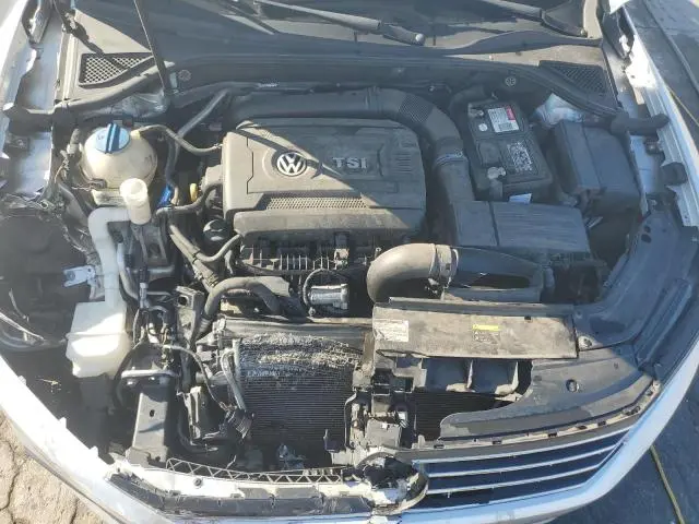 2016 VOLKSWAGEN PASSAT SE  