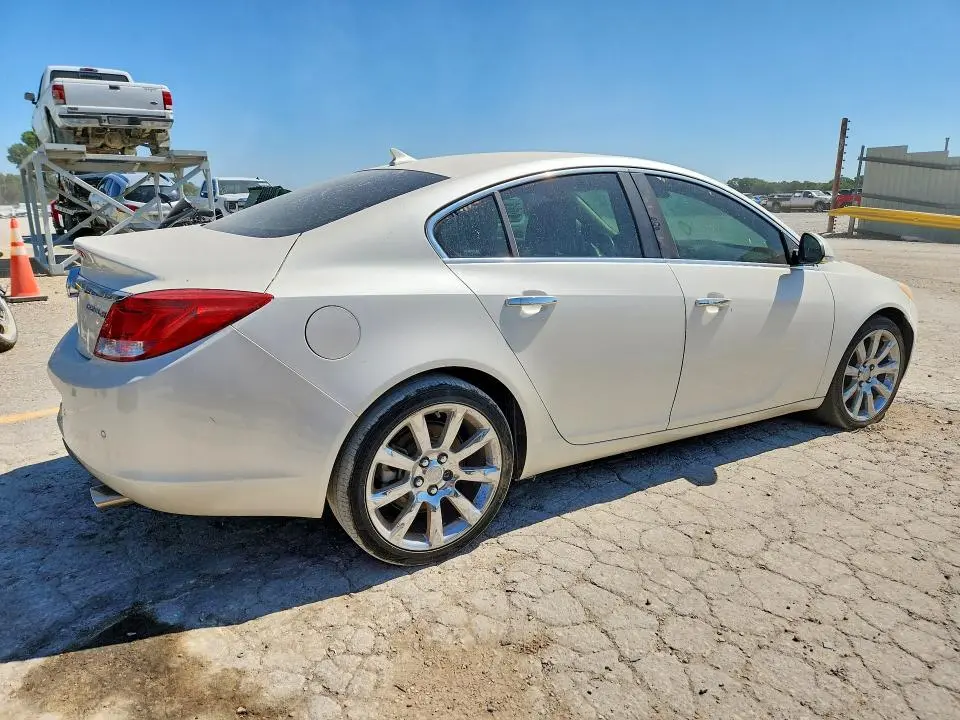 2012 BUICK REGAL PREMIUM  