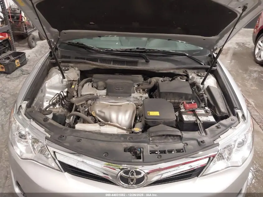 2013 TOYOTA CAMRY XLE