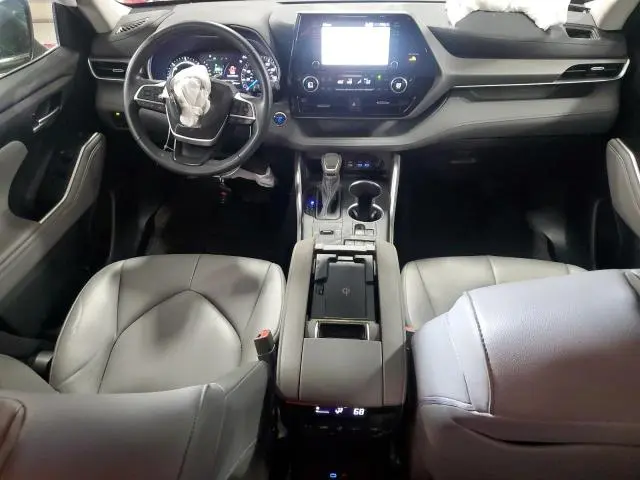2022 TOYOTA HIGHLANDER HYBRID XLE  