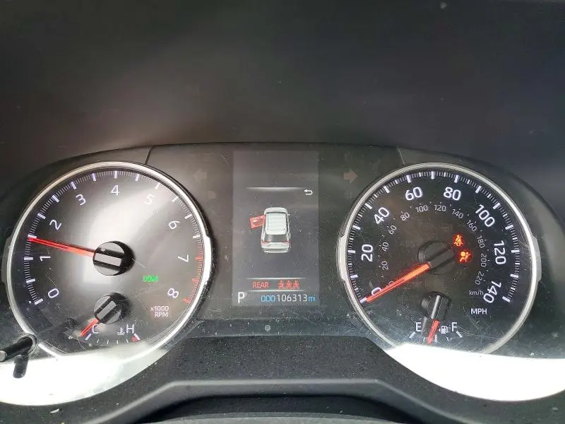 2020 TOYOTA RAV4 XLE  