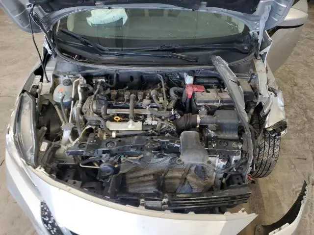 2022 NISSAN VERSA SV  