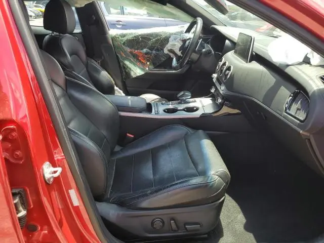 2018 KIA STINGER GT2  