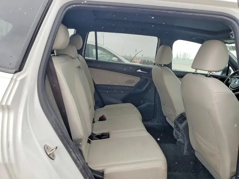 2020 VOLKSWAGEN TIGUAN SE  