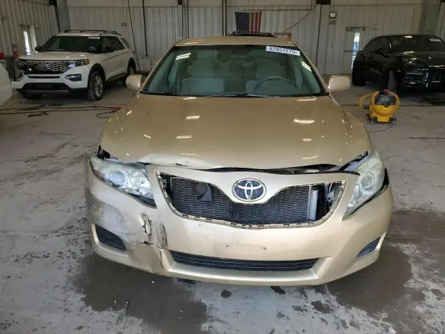 2011 TOYOTA CAMRY BASE  