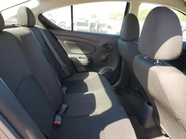 2018 NISSAN VERSA S