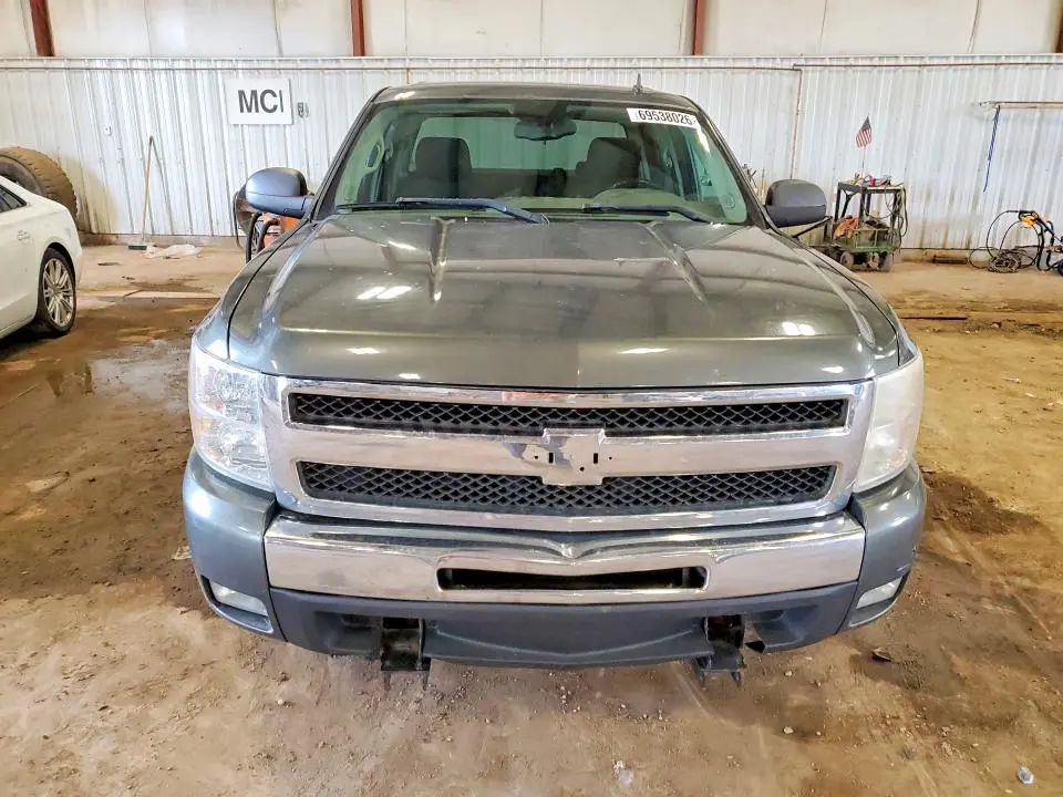 2011 CHEVROLET SILVERADO K1500 LT  