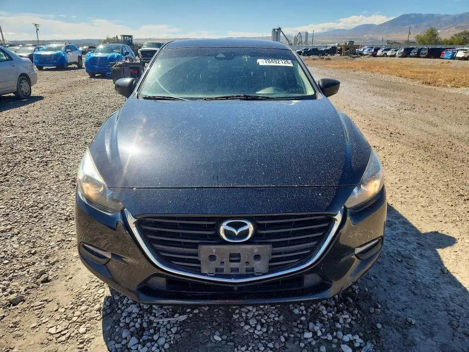 2017 MAZDA 3 TOURING  