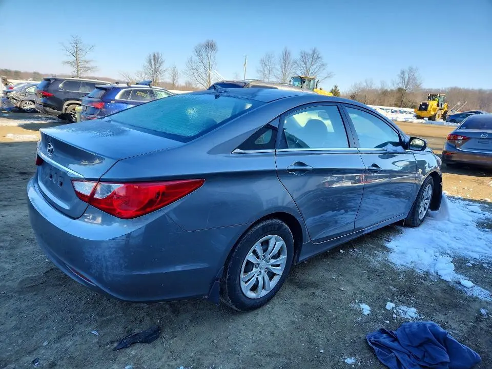 2012 HYUNDAI SONATA GLS  