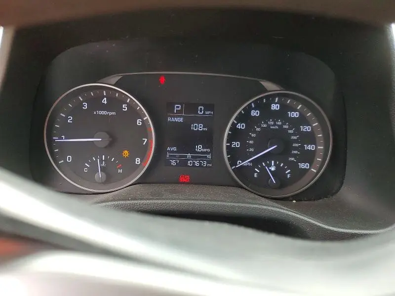 2018 HYUNDAI ELANTRA SE  
