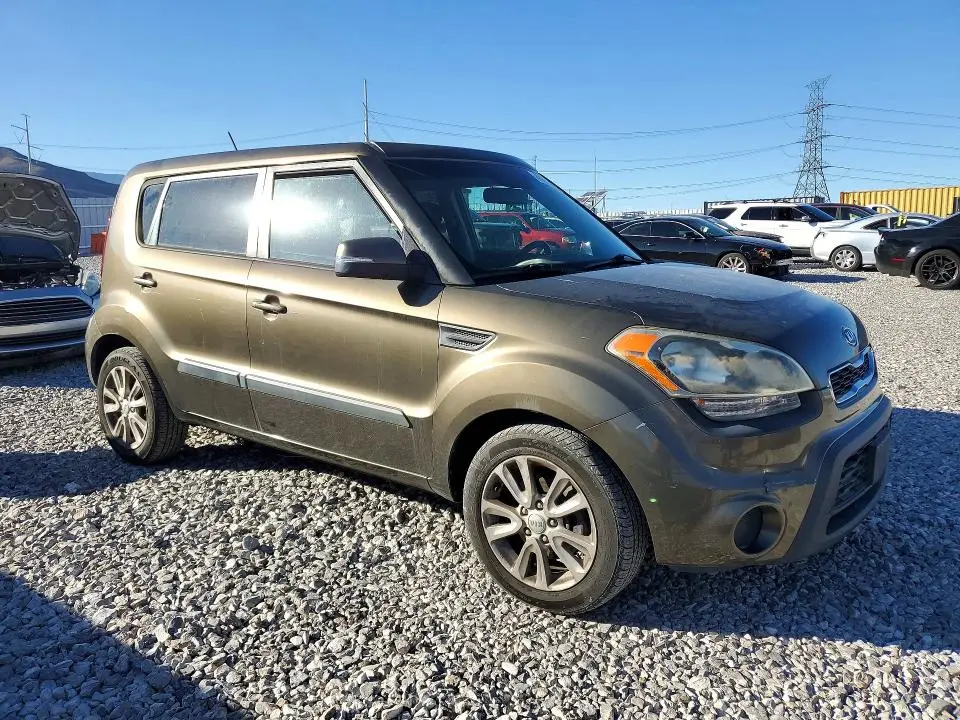 2012 KIA SOUL +  