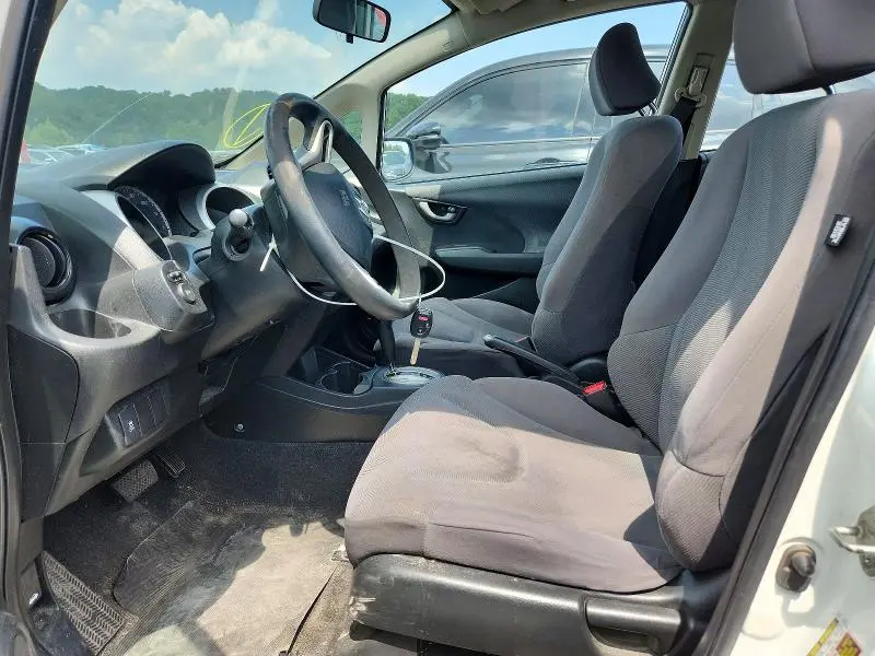 2013 HONDA FIT   