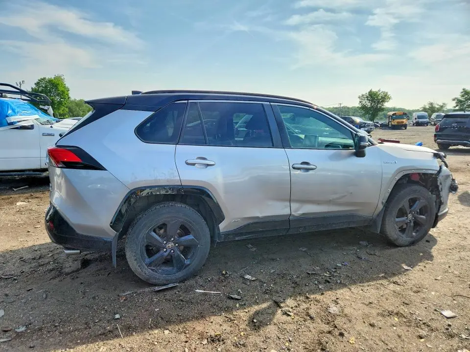 2021 TOYOTA RAV4 XSE  