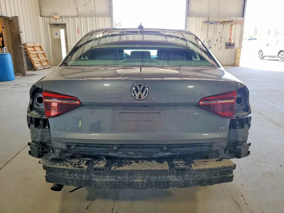 2019 VOLKSWAGEN PASSAT WOLFSBURG  