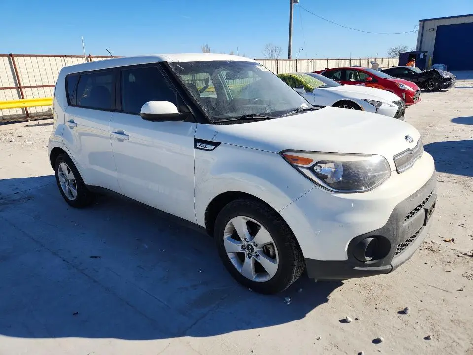 2017 KIA SOUL   