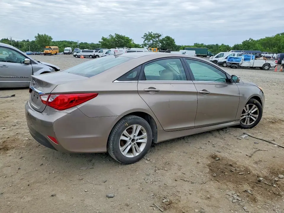 2014 HYUNDAI SONATA GLS  