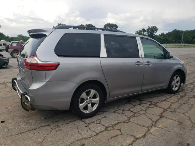 2015 TOYOTA SIENNA LE  
