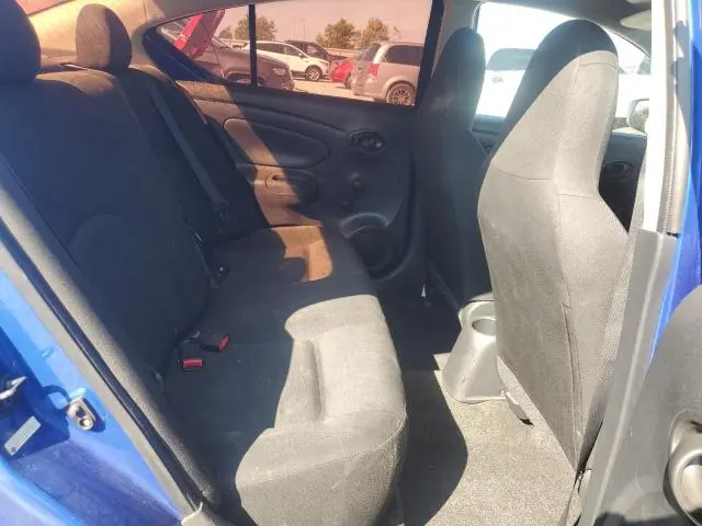 2017 NISSAN VERSA S  
