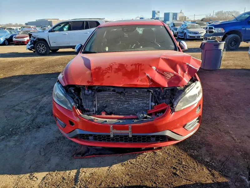 2015 VOLVO S60 PLATINUM  