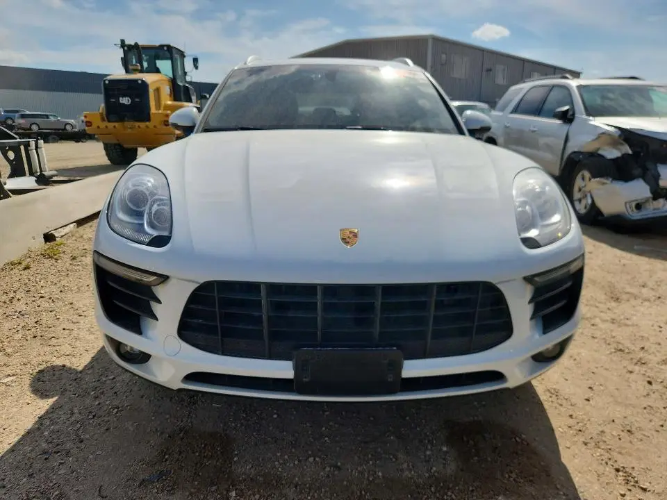 2015 PORSCHE MACAN S  