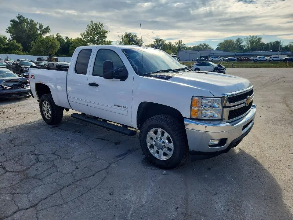 2012 CHEVROLET SILVERADO K2500 HEAVY DUTY LT  