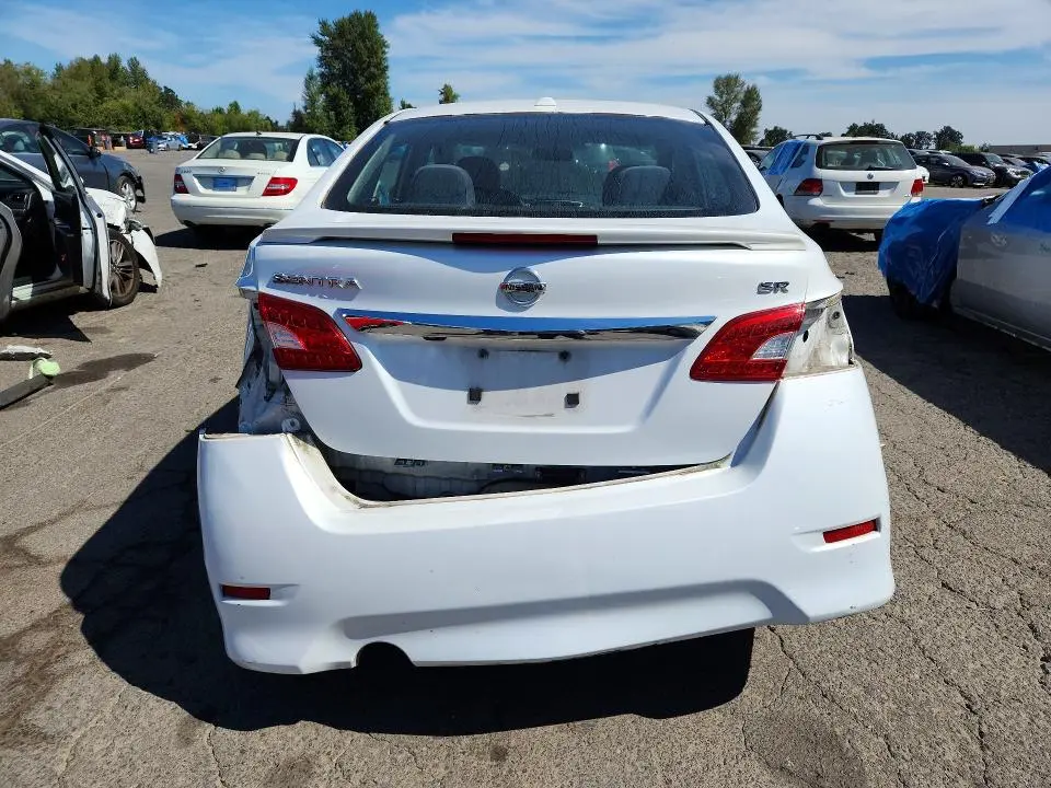 2015 NISSAN SENTRA SR  