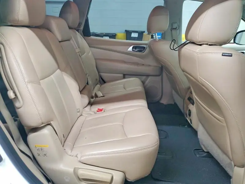 2016 NISSAN PATHFINDER S  