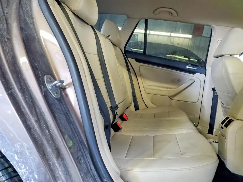 2012 VOLKSWAGEN JETTA TDI  