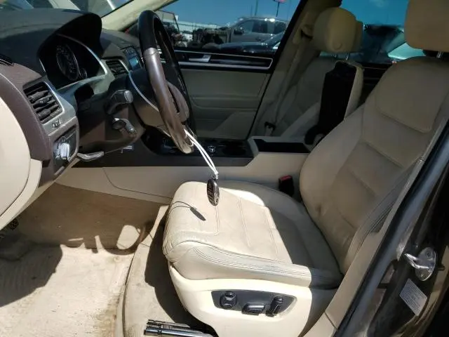 2014 VOLKSWAGEN TOUAREG V6  