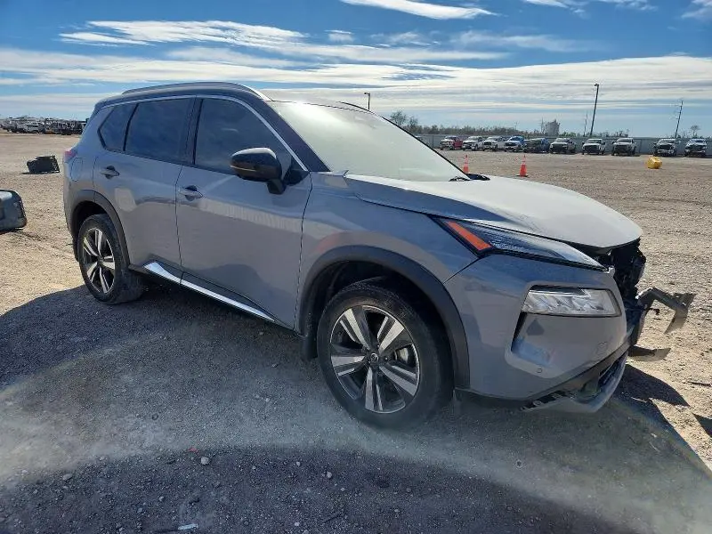 2021 NISSAN ROGUE SL  