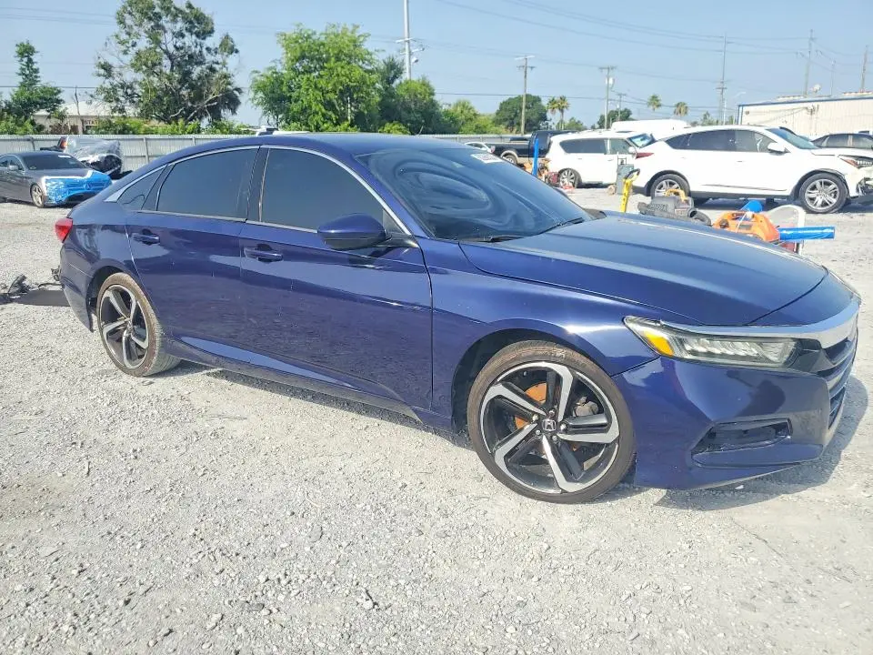 2018 HONDA ACCORD LX  