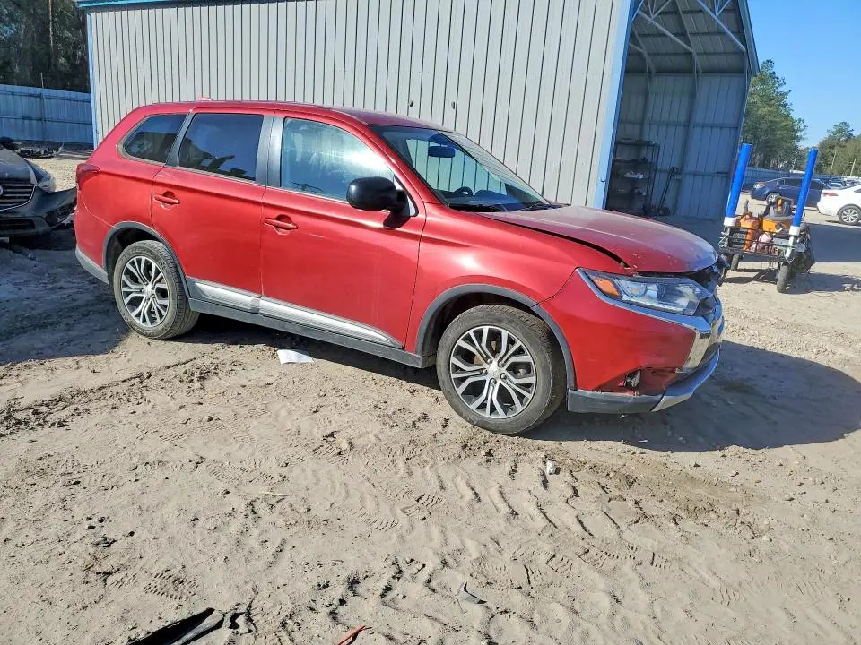 2018 MITSUBISHI OUTLANDER ES  