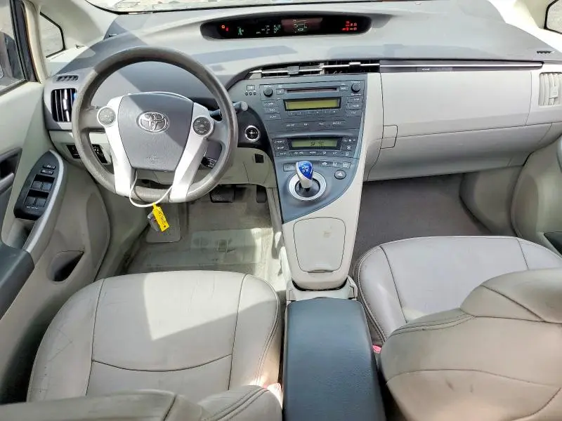 2010 TOYOTA PRIUS II  