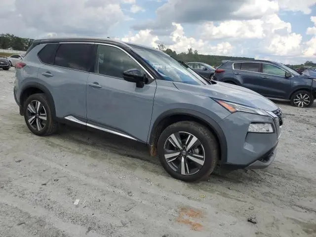 2021 NISSAN ROGUE SL  