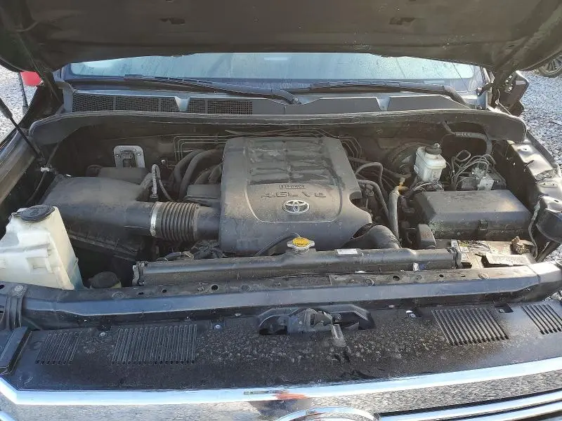 2017 TOYOTA TUNDRA SR5  