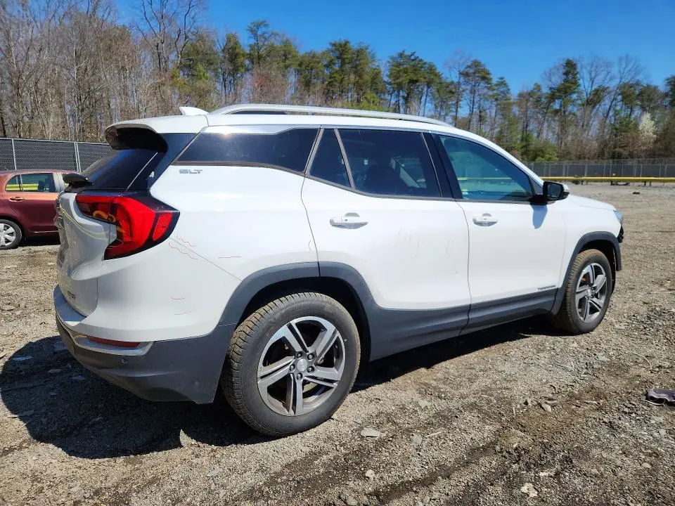 2019 GMC TERRAIN SLT  
