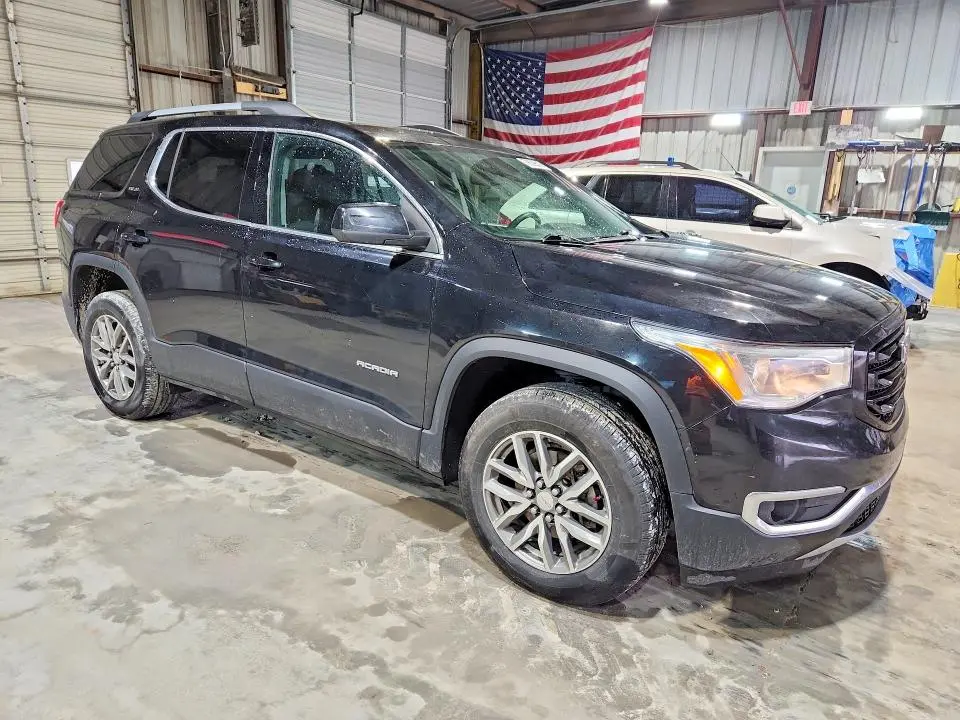 2017 GMC ACADIA SLE  