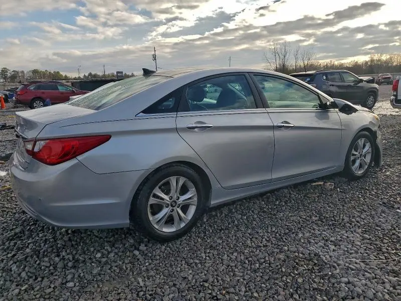 2012 HYUNDAI SONATA SE  