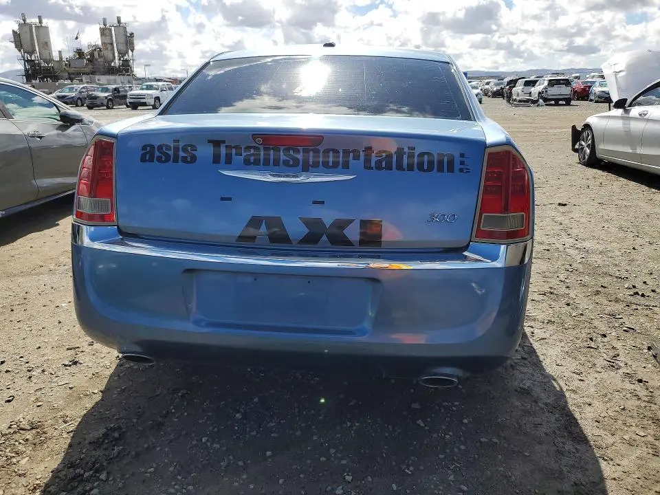 2011 CHRYSLER 300 LIMITED  