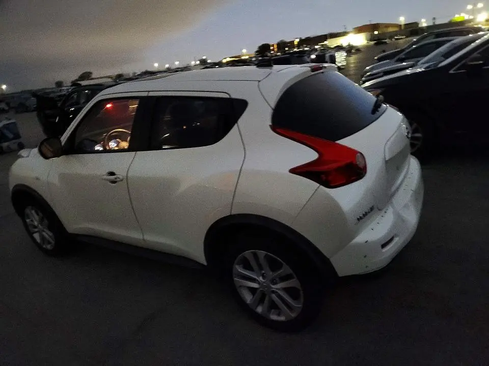 2013 NISSAN JUKE S  