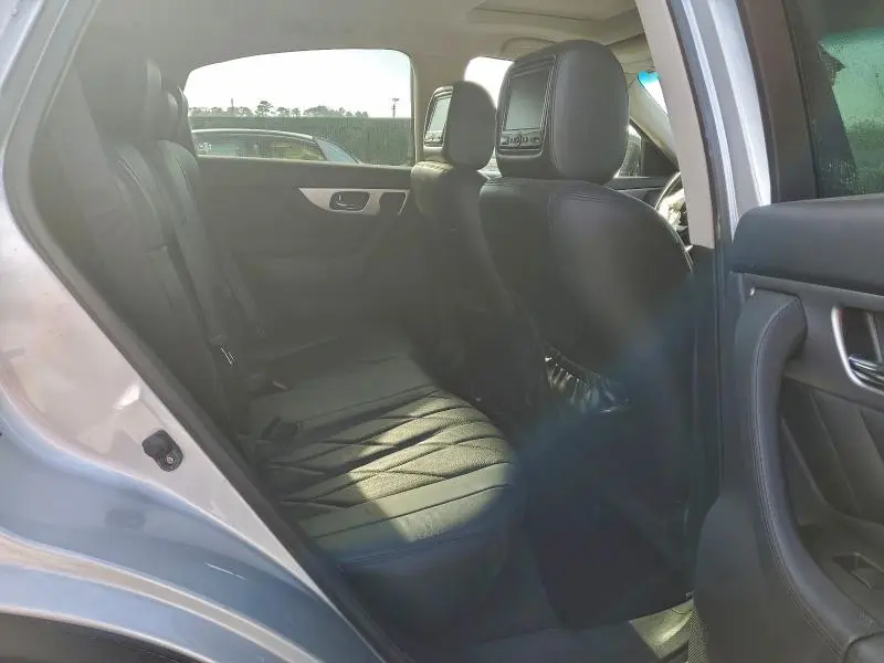 2011 INFINITI FX35   