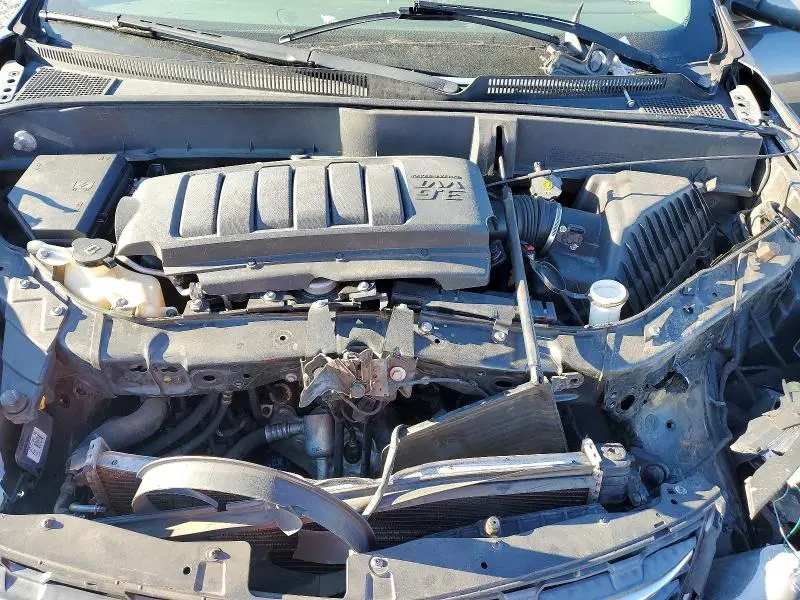 2013 CHEVROLET TRAVERSE LT  