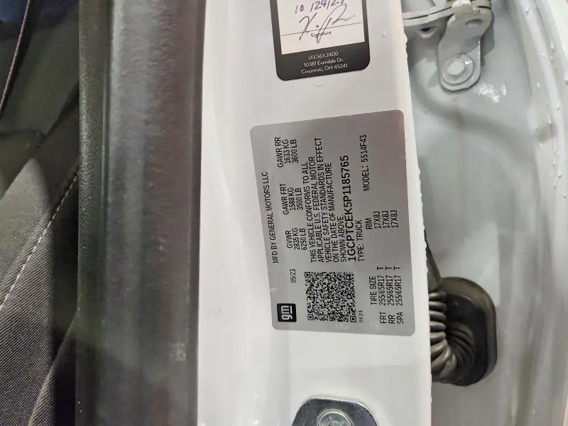 2023 CHEVROLET COLORADO LT  