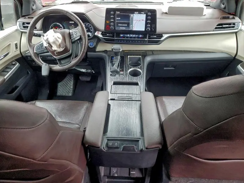 2022 TOYOTA SIENNA LIMITED  