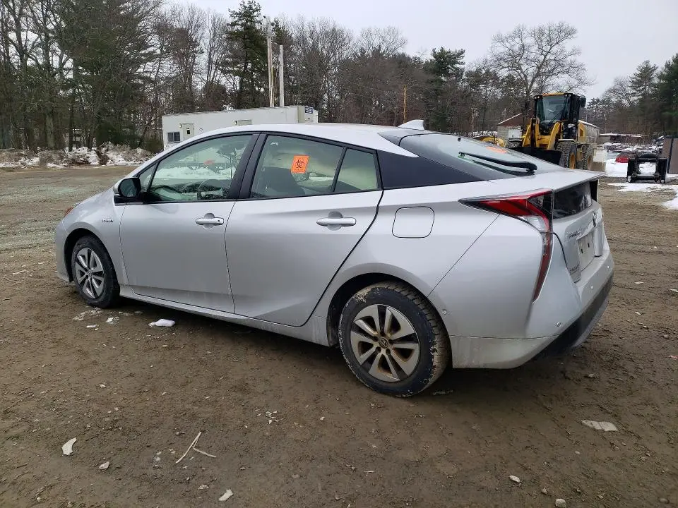 2018 TOYOTA PRIUS THREE  