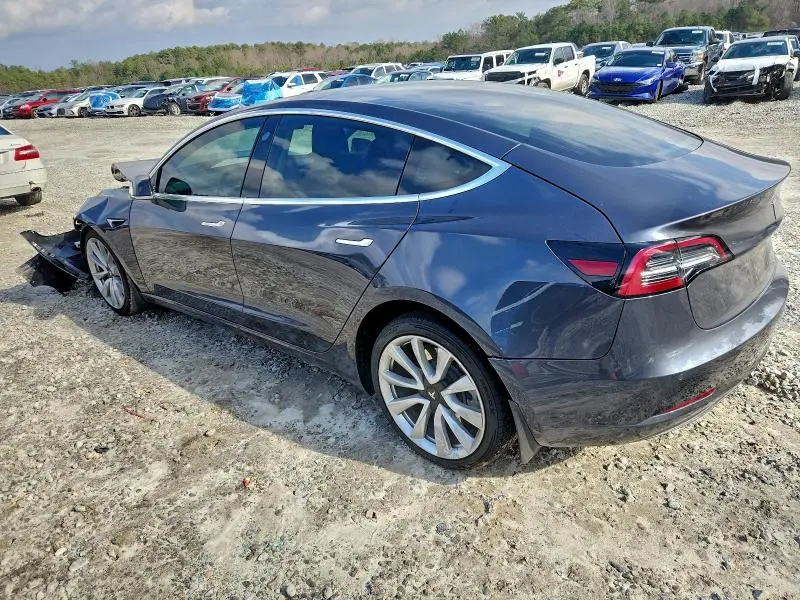 2018 TESLA MODEL 3   