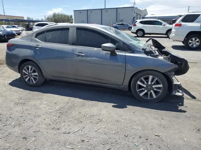 2021 NISSAN VERSA SV  